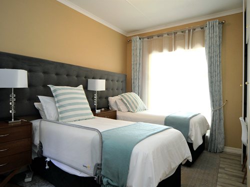 Second Bedroom (10)